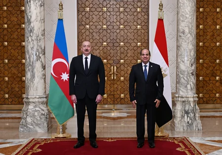 Prezident İlham Əliyevin Qahirədə rəsmi qarşılanma mərasimi olub