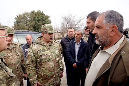 Azerbaijani Defense Minister visits foremost military units - VIDEO