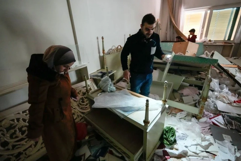 Появились кадры разграбленного дворца Асада в Дамаске