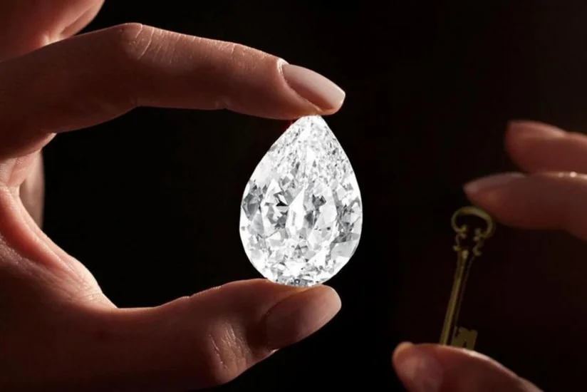 В Гонконге продали бриллиант за 12 млн долларов