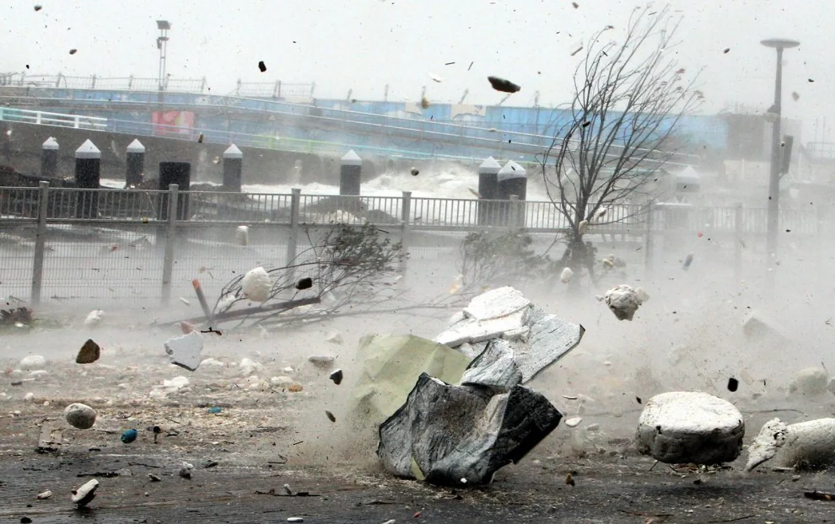 Over 650,000 people evacuated in Vietnam because of typhoon