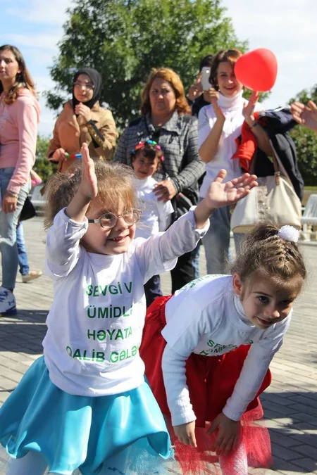Bakıda Dünya Serebral İflic Gününə həsr olunmuş aksiya keçirilib
