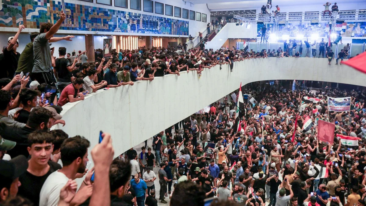 В Ираке в ходе протестов умер один человек, свыше 100 пострадали