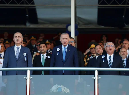 Baş direktor Aqil Qurbanov Türkiyədə hərbi məktəblərin buraxılış mərasimlərində iştirak edib