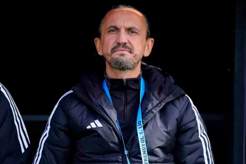 Tuncay Şanlı baş məşqçisi olduğu klubla yollarını ayırıb