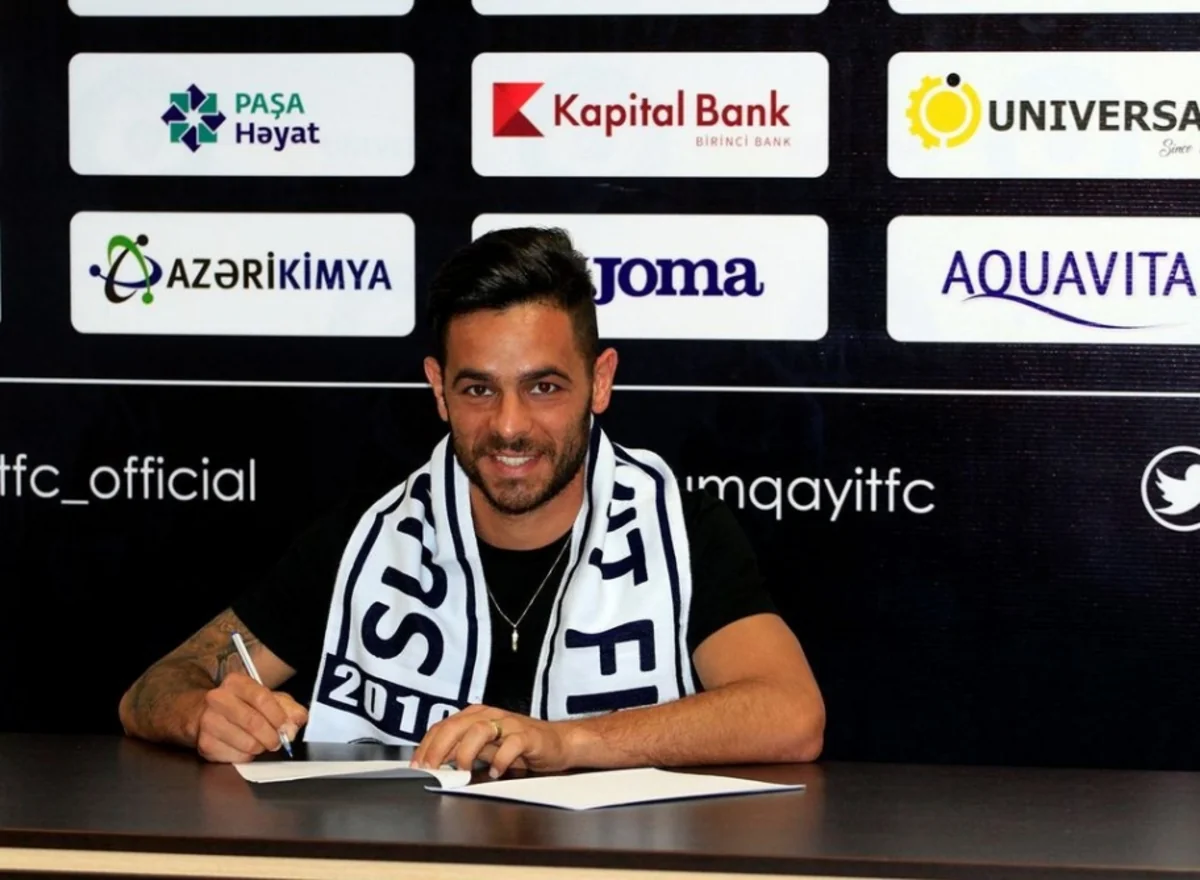 Millimizin sabiq futbolçusu klubunu dəyişdi