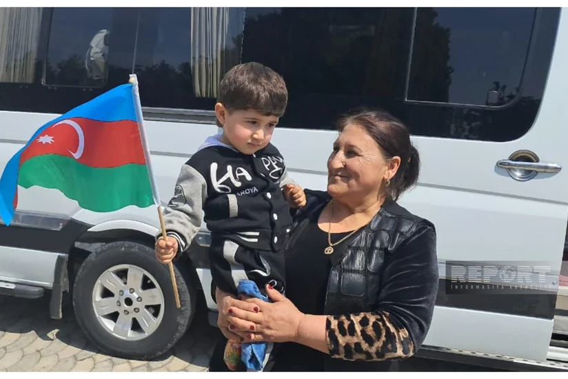 Həsənriz sakini: Doğma kəndimizin yenidən qurulmasına çox sevinirik
