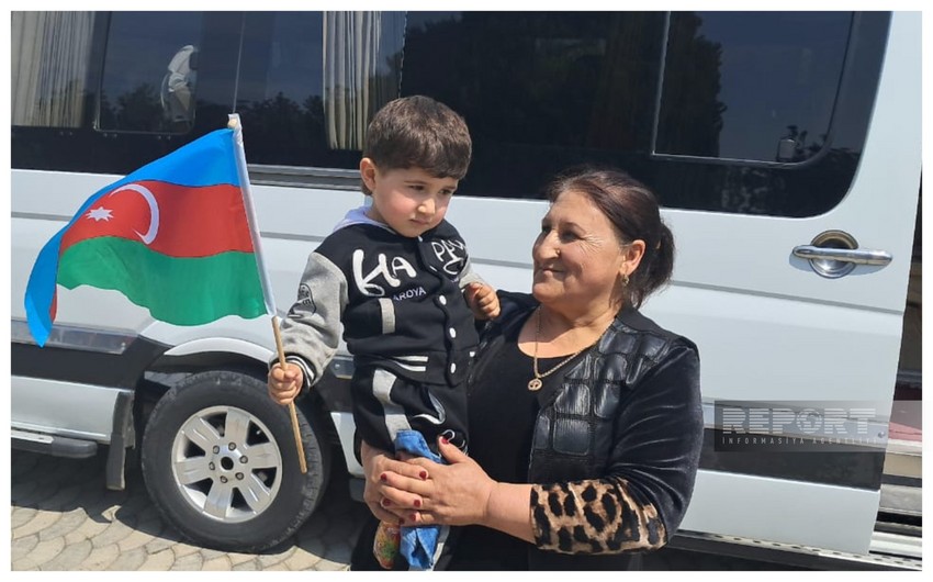 Həsənriz sakini: Doğma kəndimizin yenidən qurulmasına çox sevinirik