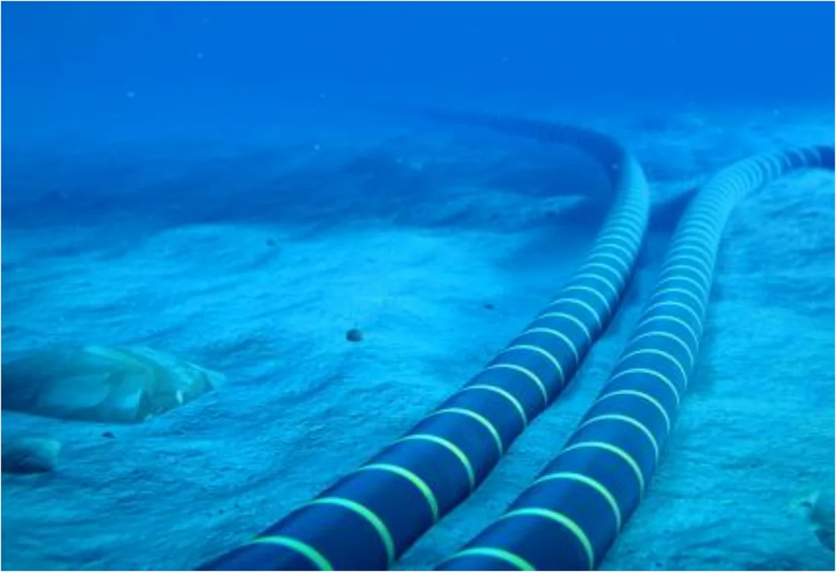 Azərbaycan və Qazaxıstan Xəzərin dibi ilə fiber-optik xətlər çəkəcək