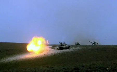 Проведен основной этап командно-штабных военных игр с боевой стрельбой