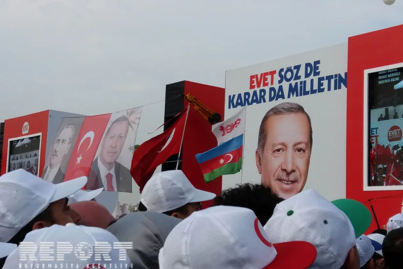 Ərdoğan İstanbulda keçirilən mitinqdə iştirak edib - FOTO