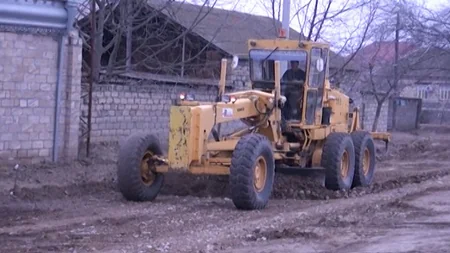 Mingəçevir-Bəhrəmtəpə yolu əsaslı şəkildə yenidən qurulur - VİDEO