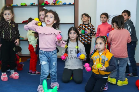 Azərbaycanda 700-dən çox uşağa sosial xidmət göstərilib