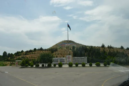 ​Silahlı Qüvvələr günü ərəfəsində kimyaçılar cəbhə bölgəsində əsgərlərlə görüşüblər