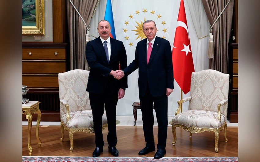 Ərdoğan TDT-nin Dövlət başçılarının Zirvə görüşünün Türkiyədə keçirilməsi təşəbbüsünə görə İlham Əliyevə təşəkkür edib
