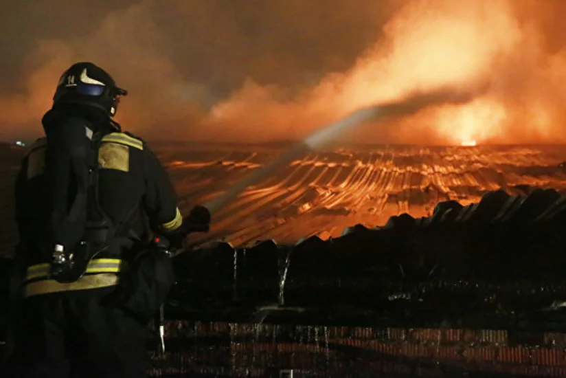 В Харьковской области горит военный склад, взрываются боеприпасы - ВИДЕО