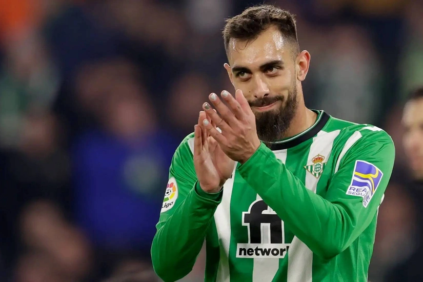 Almaniya çempionu olmuş hücumçu İspaniyada klubunu dəyişib