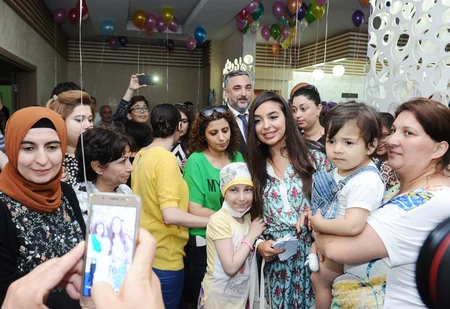 Heydər Əliyev Fondunun vitse-prezidenti Leyla Əliyeva növbəti dəfə Talassemiya Mərkəzində olub