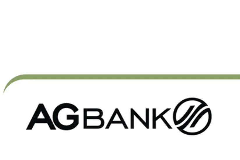 AG Bankın gəlirləri azalıb