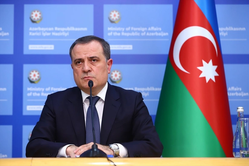 Jeyhun Bayramov leaves for Turkmenistan