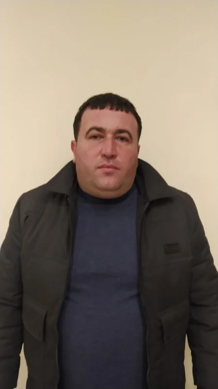 Bakıda avtomobillərdən müxtəlif üsul və vasitələrlə pul oğurlayan iki nəfər saxlanılıb