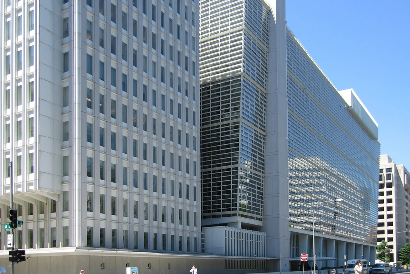 Expert announces when global economy will recover