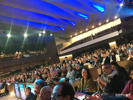 Alim Qasımov UNESCO-nun baş qərargahında konsert verib