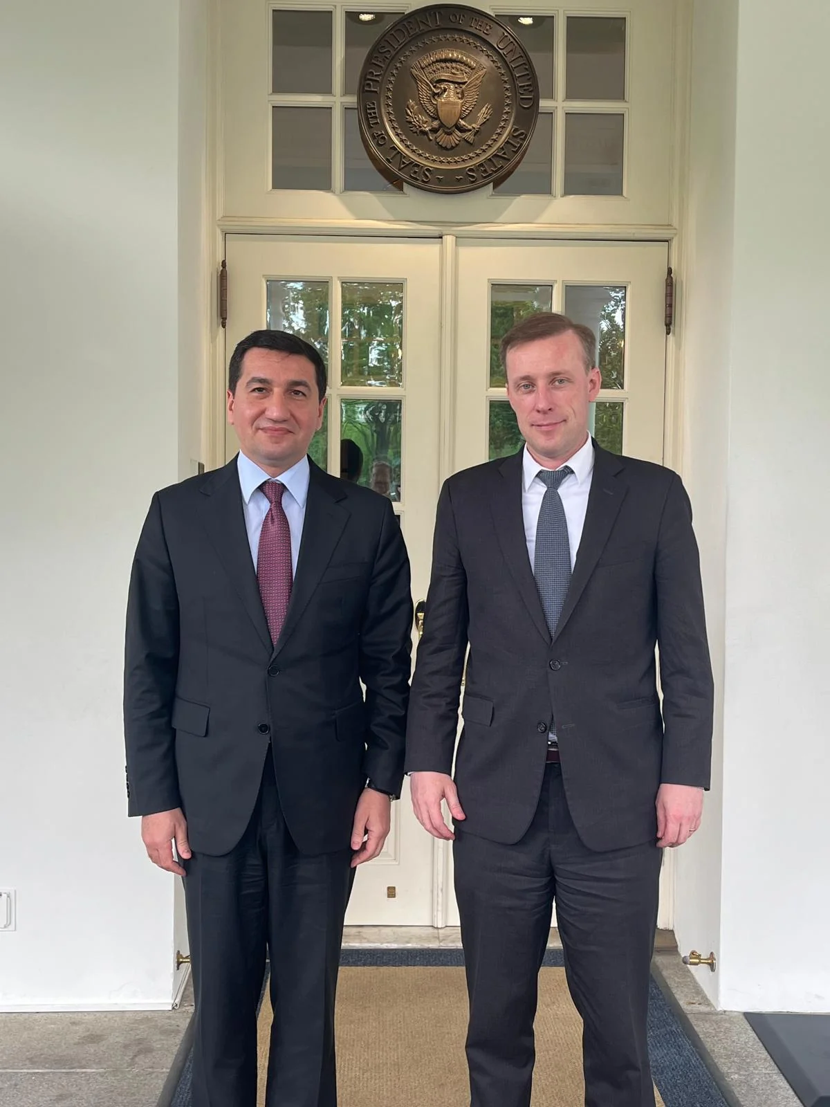 Azerbaijani presidential aide meets with US national security advisor