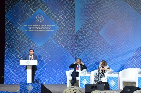 Türküstanda “Abidələri qoruyan xalq” mövzusunda beynəlxalq konfrans keçirilib