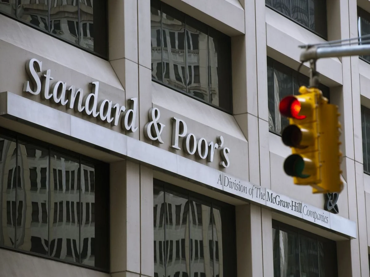 S&P affirms Russia's long-term rating 