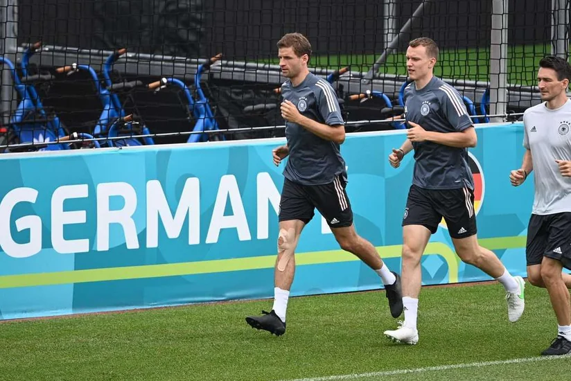 AVRO-2020: Almaniya millisinin iki futbolçusu Macarıstana qarşı oynamayacaq