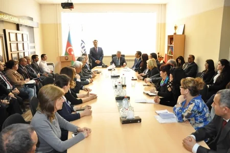 ​Turizm Universiteti ilə Mədəniyyətşünaslıq Mərkəzi arasında memorandum imzalanıb