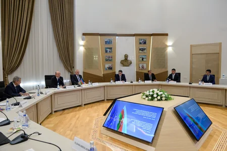 Azərbaycan və Aİ arasında enerji dialoqu davam edir