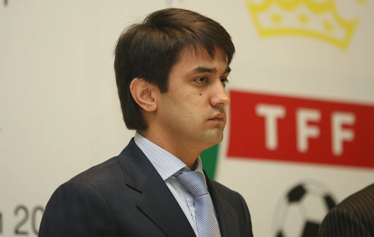 Baku, Dushanbe to twin