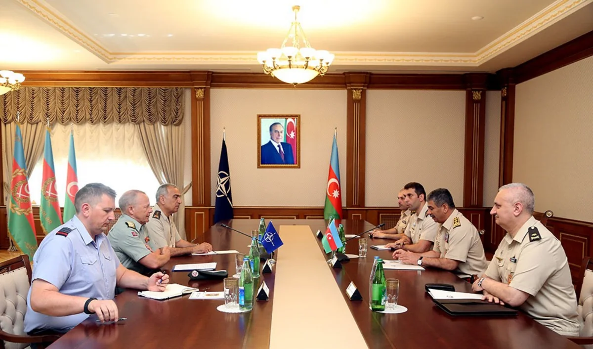 Zakir Həsənov NATO generalları ilə görüşüb