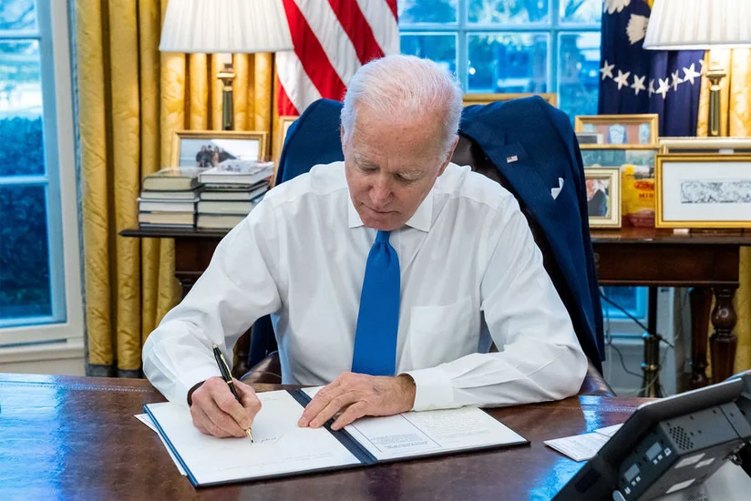 Biden signs new Executive Order on new sanctions against Russia 