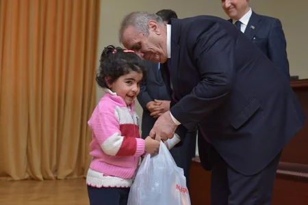 Azərikimyanın keçirdiyi Mərhəmətli olmağa tələsin adlı xeyriyyə aksiyasına yekun vurulub
