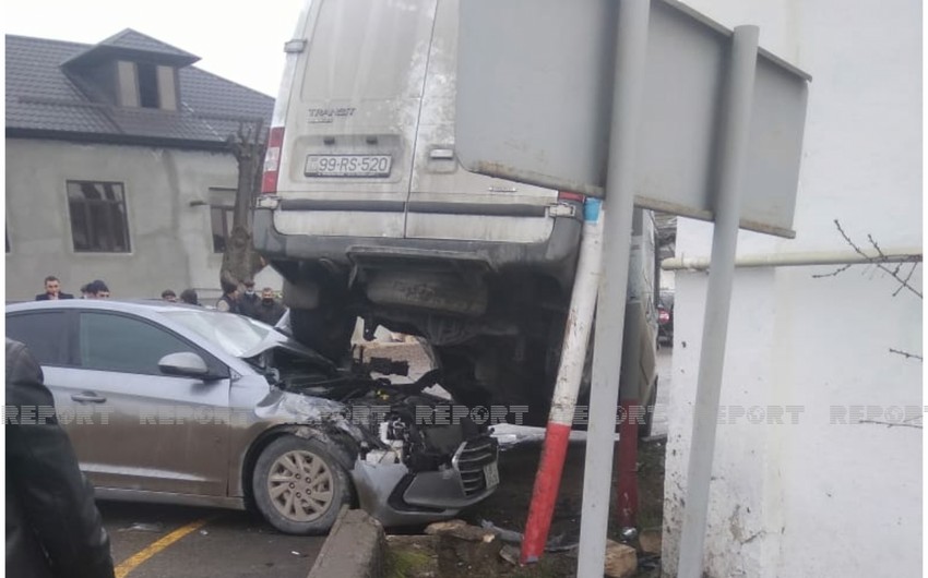 Qubada yol qəzası olub