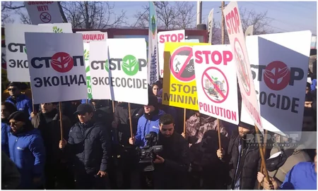 Protest on Khankandi-Lachin road continues, protestors singing patriotic songs - VIDEO
