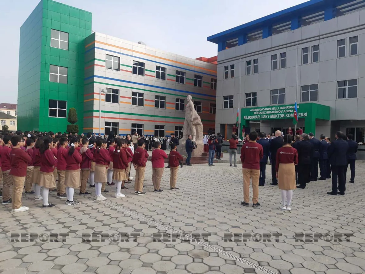 Mübariz İbrahimov adına liseydə Zəfər Günü qeyd edilib 