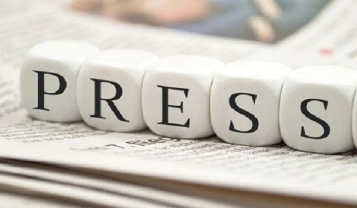 Çexiyada siyasətçilərin KİV-ə sahib olması qadağan edilib