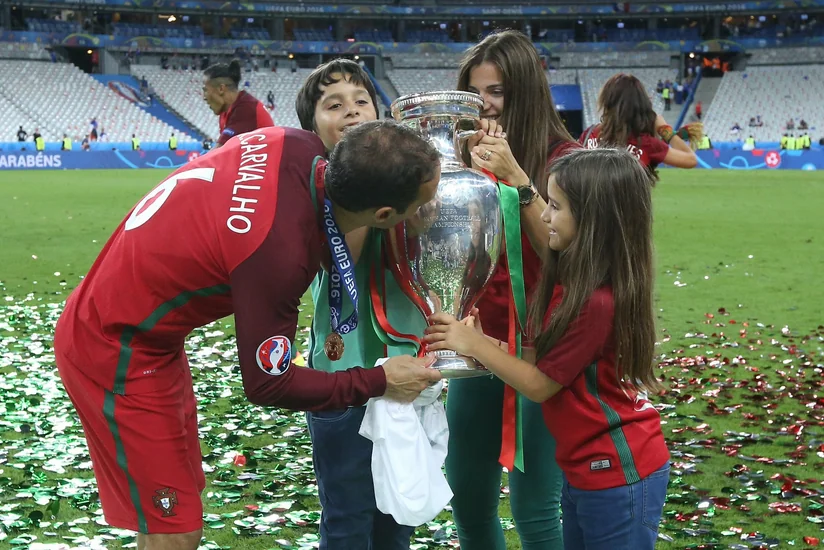 Avropa çempionu olan ən yaşlı futbolçu açıqlandı