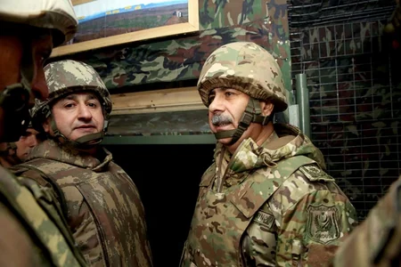 Azerbaijani Defense Minister visits foremost military units - VIDEO