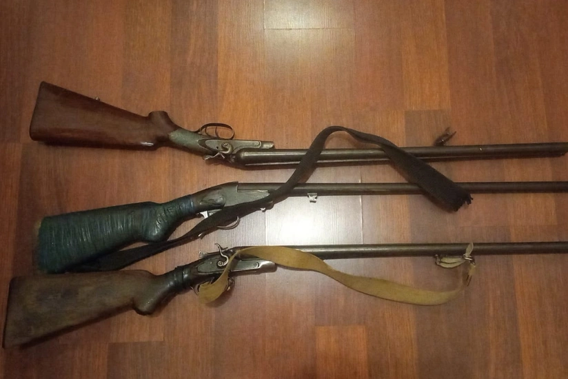 Zaqatala sakinlərindən qanunsuz saxladıqları odlu silahlar götürülüb