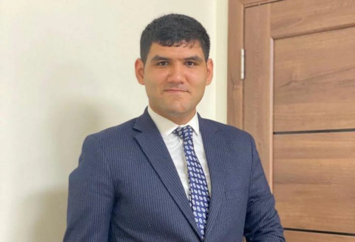 Rüşvət verməyə təhrik etmədə təqsirləndirilən politoloqa hökm oxunub