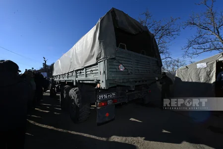 Peacekeepers' supply vehicles pass freely along Shusha-Khankandi road again - VIDEO