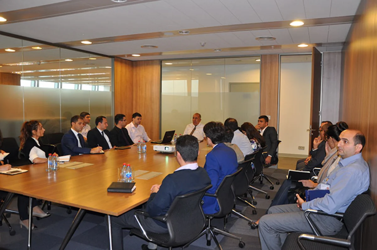 SOCAR-da akademik Vaqif Abbasov ilə görüş keçirilib