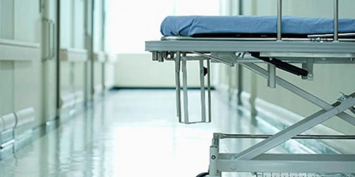 Şəkidə 10 gün əvvəl yıxılaraq xəsarət alan şəxs xəstəxanada ölüb