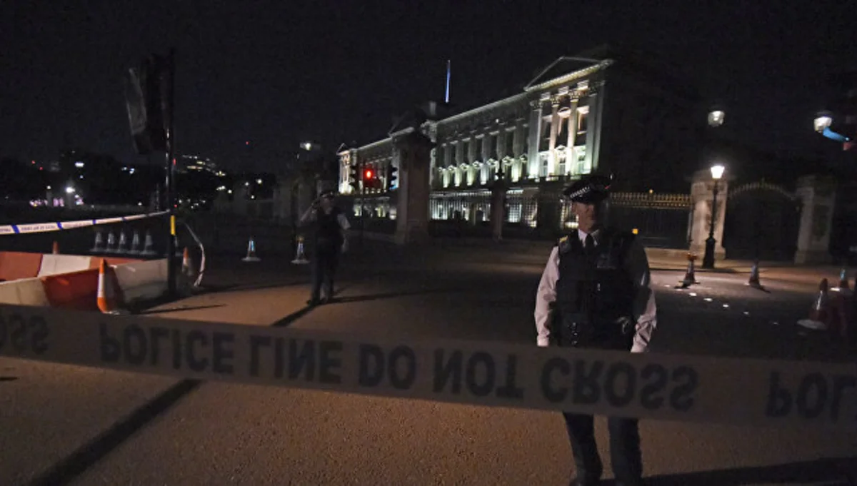 Londonda şübhəli avtomobilə görə Bukingem sarayının yaxınlığındakı ərazi əhatəyə alınıb