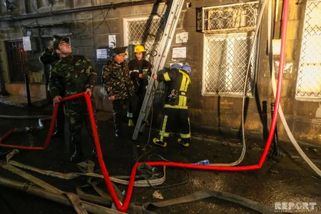 Sovetskidə baş vermiş güclü yanğın tam söndürülüb: 1 nəfər ölüb, 4 nəfər xəsarət alıb - YENİLƏNİB-3 - FOTO